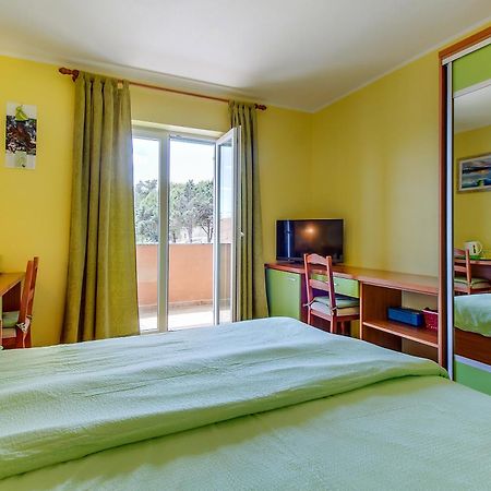 Apartments And Rooms By The Sea Nerezine, Losinj - 11815 Habitación foto